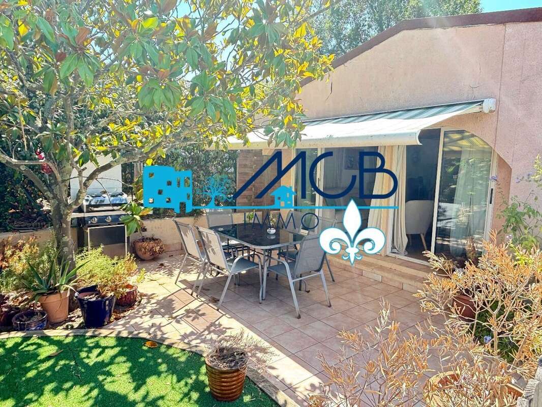 Maison à ROQUEBRUNE-SUR-ARGENS