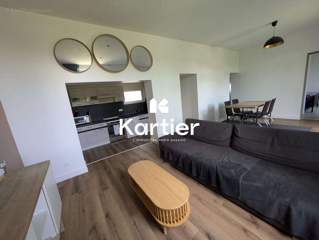 Maison à SAINT-MAGNE-DE-CASTILLON