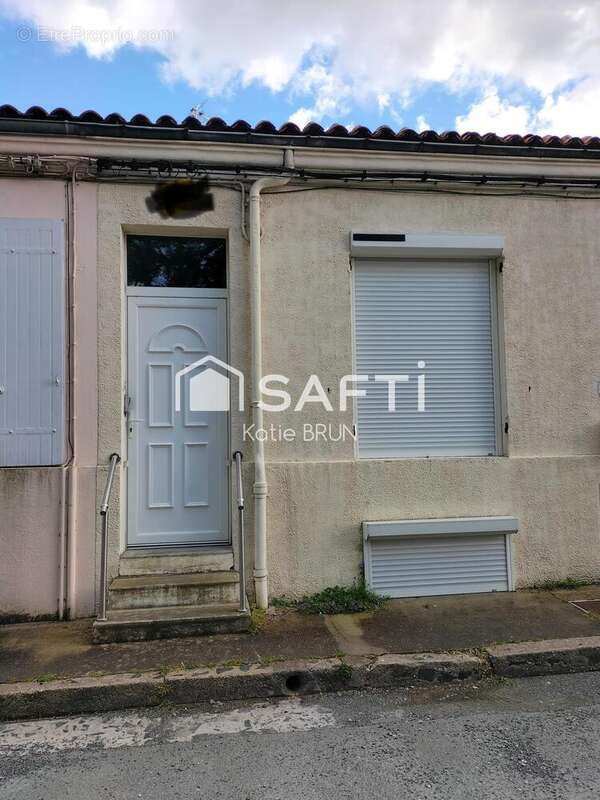 Photo 2 - Maison à SAINTES
