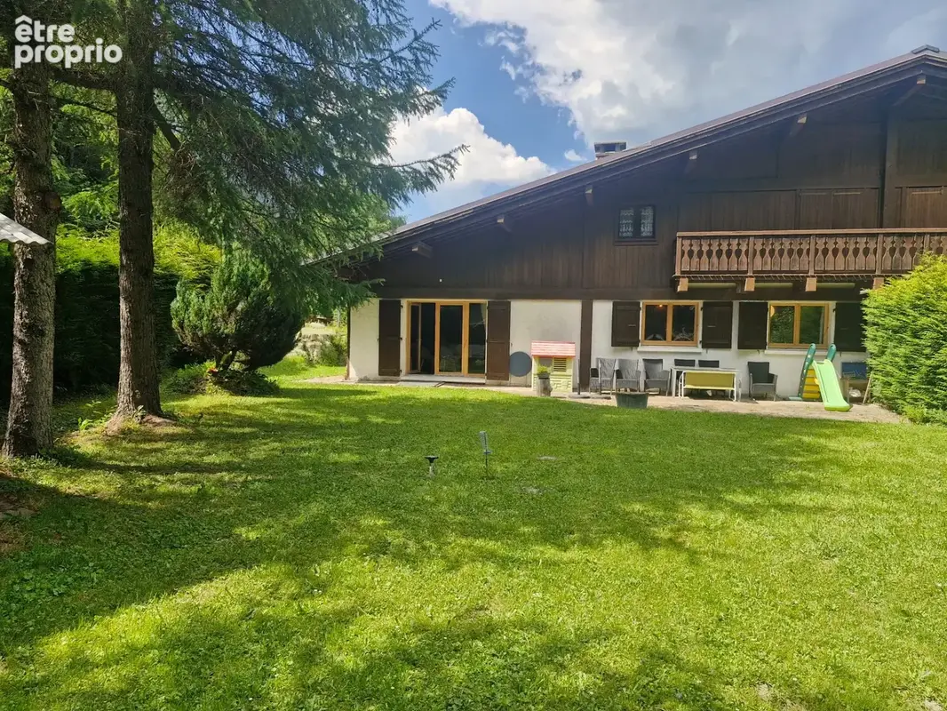 Appartement à LES CONTAMINES-MONTJOIE