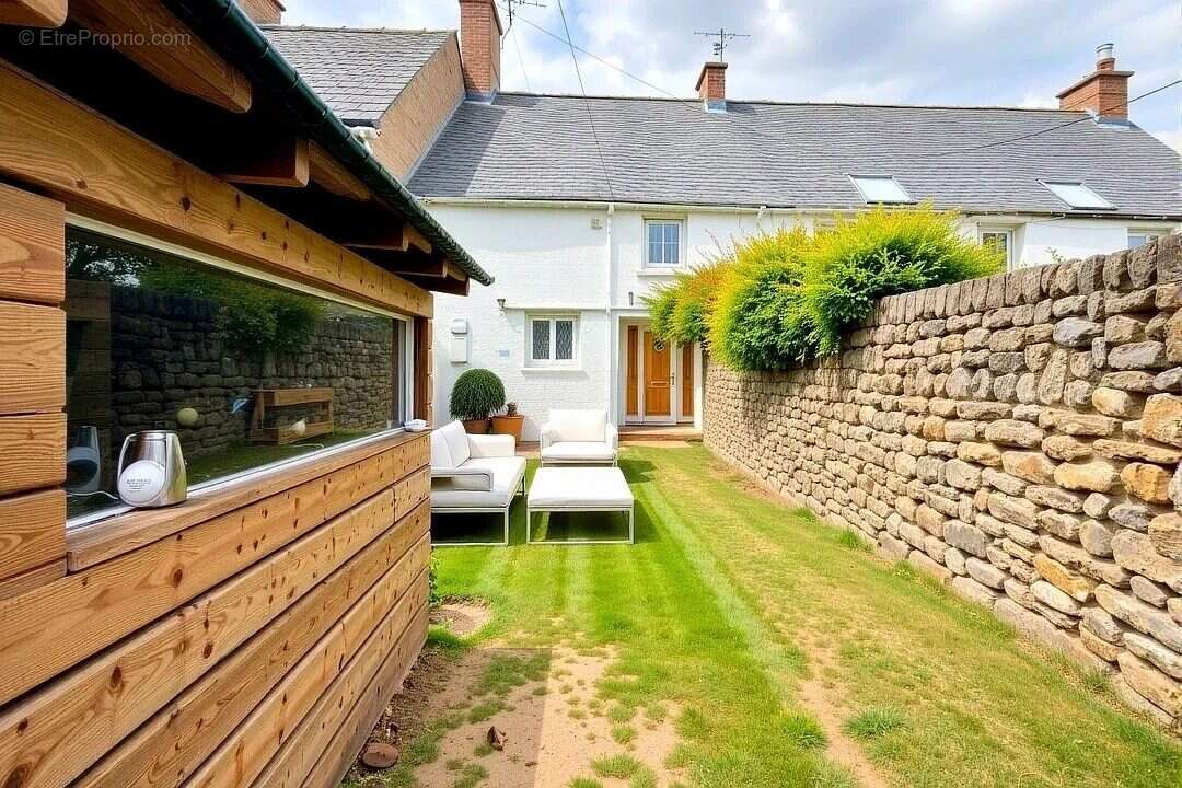 Maison à SAINT-ARMEL