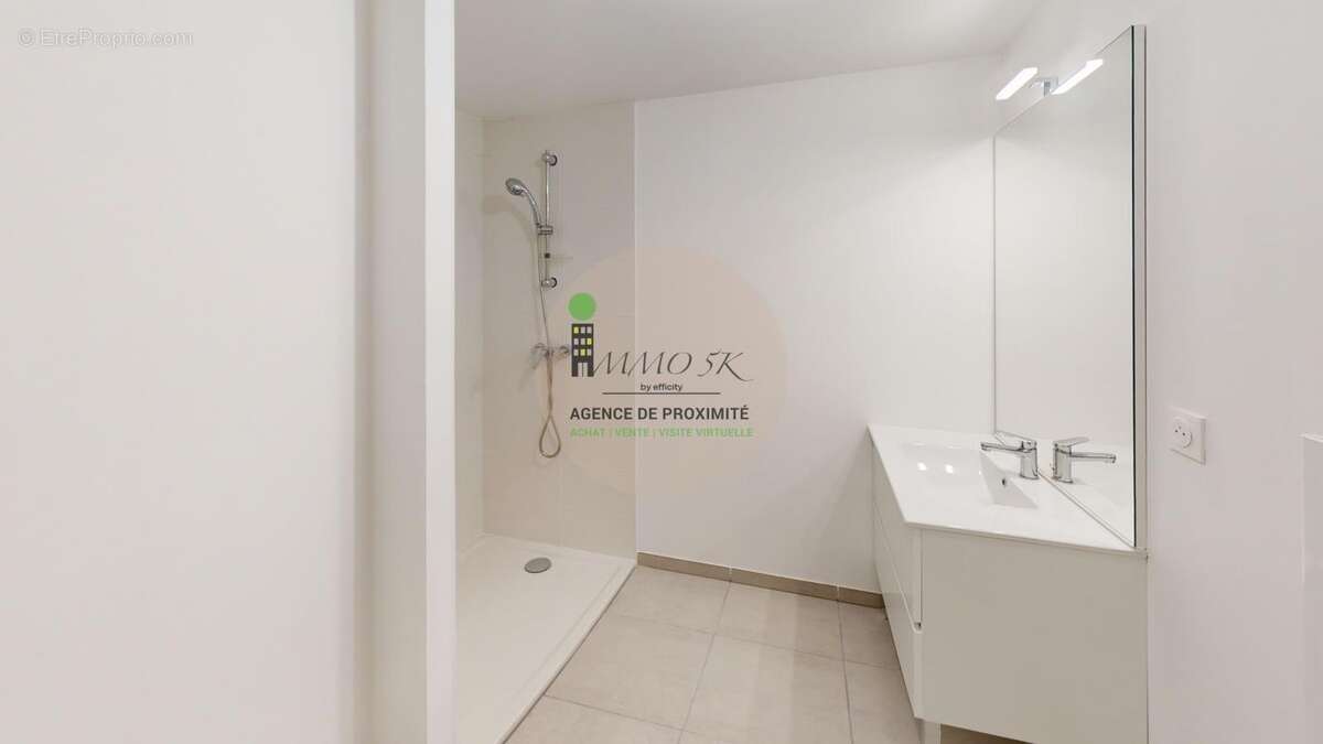 Appartement à RILLIEUX-LA-PAPE