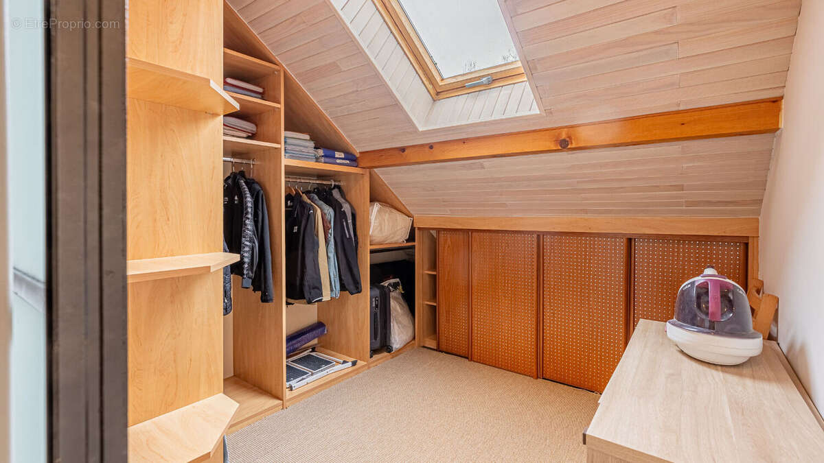 Maison à JACOB-BELLECOMBETTE