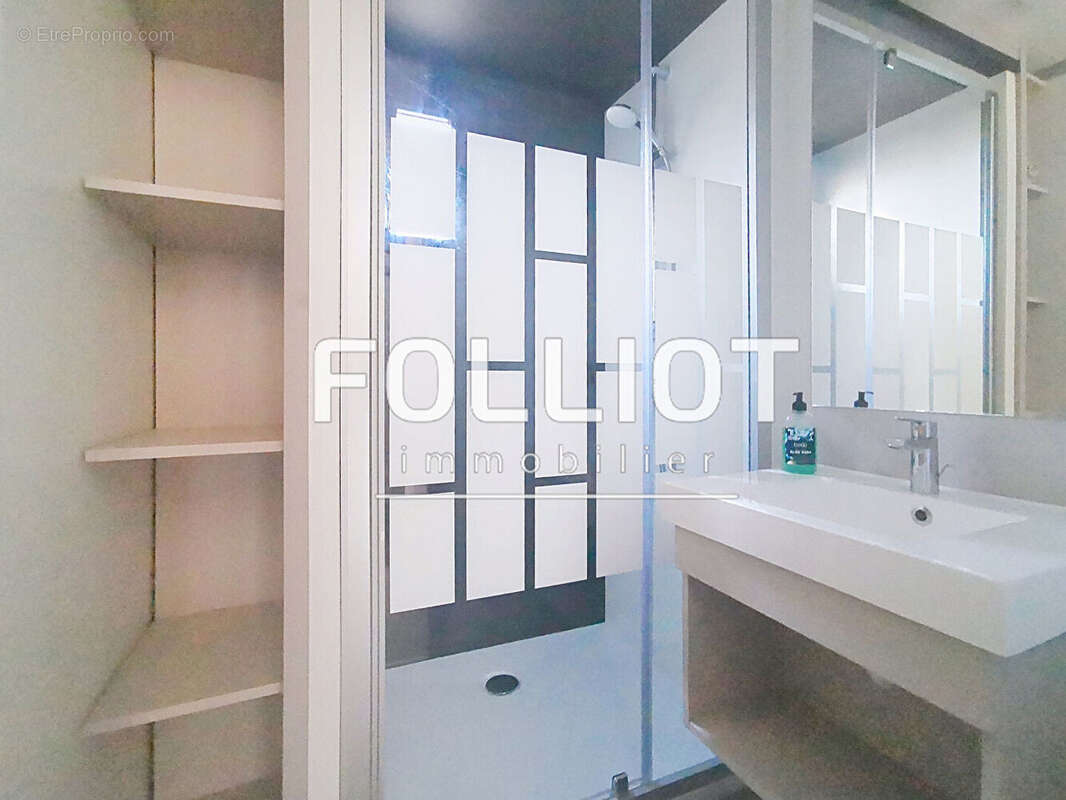 Maison à JULLOUVILLE