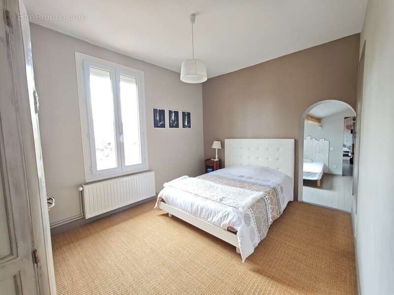Maison à CLERMONT-FERRAND