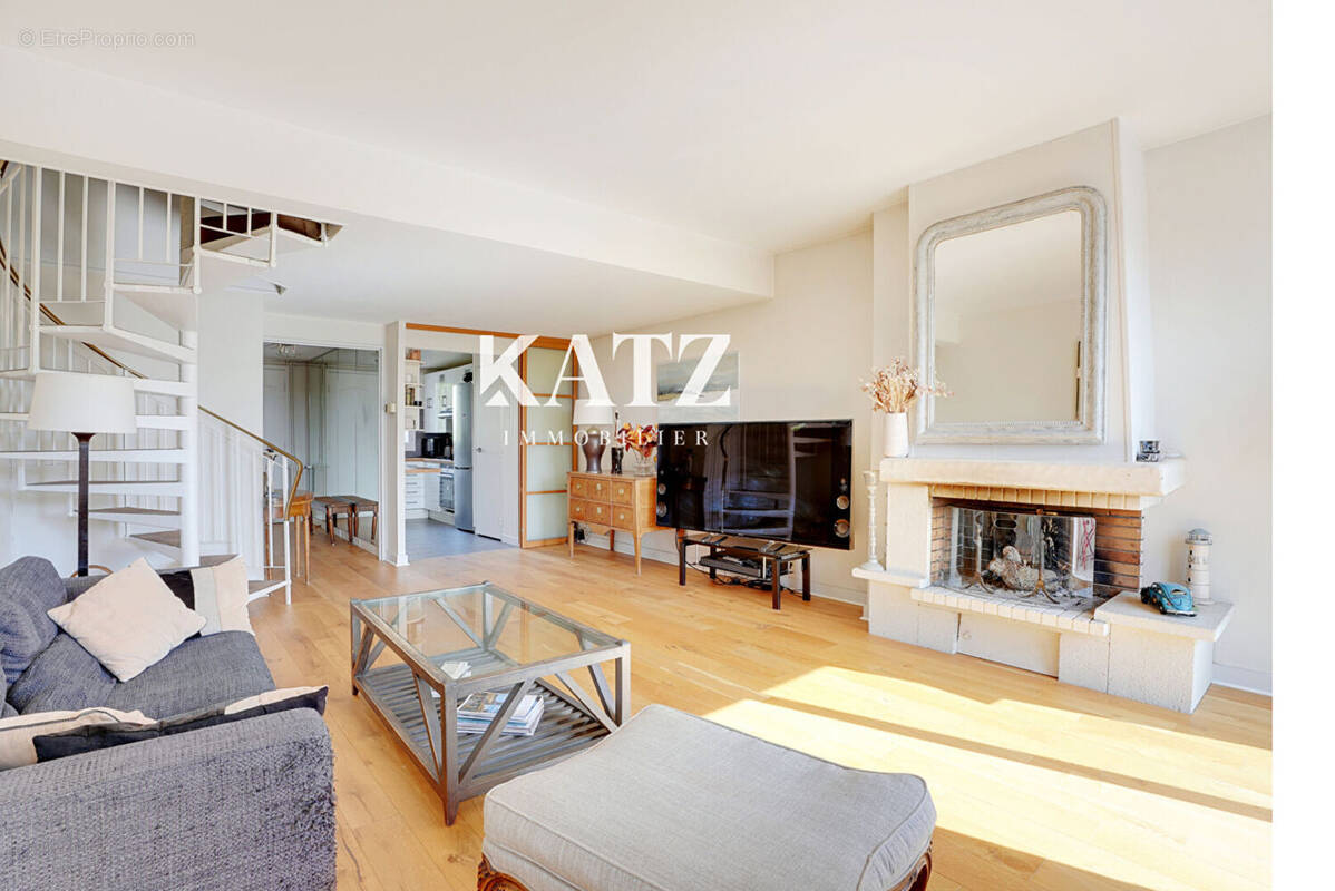 Appartement à GARCHES