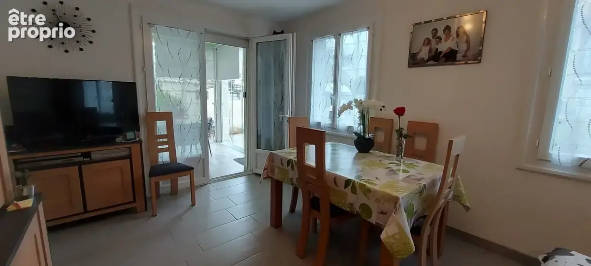 Uniquement chez SANTONI - Rare sur LE GRAU D'AGDE, Jolie villa de 71m² de type T4, parfaitement entretenue - photo 4