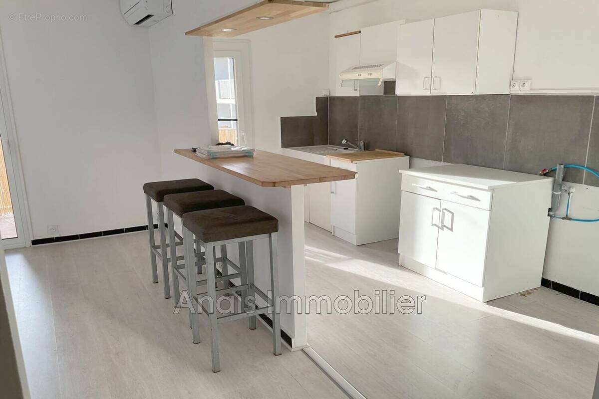 Appartement à COGOLIN