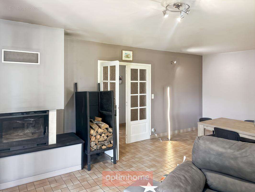 Maison plain-pied 125 M2 habitables, sur sous sol total, proximité tous commerces - photo 13