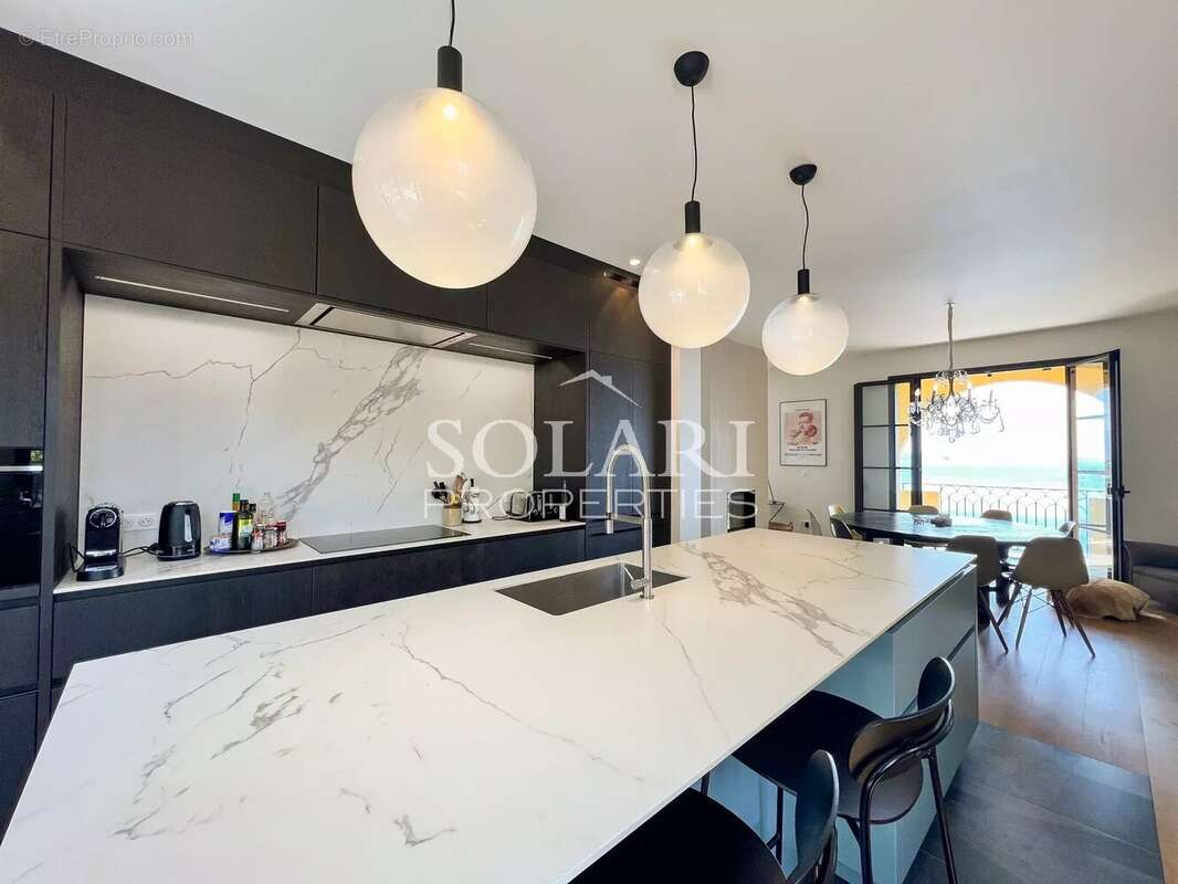 Maison à THEOULE-SUR-MER