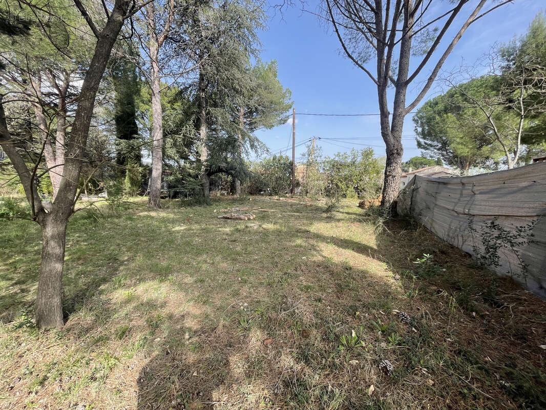 Terrain à SAINT-JEAN-DE-FOS