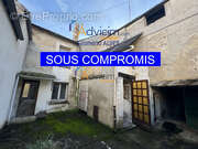 Maison à CROUTTES-SUR-MARNE