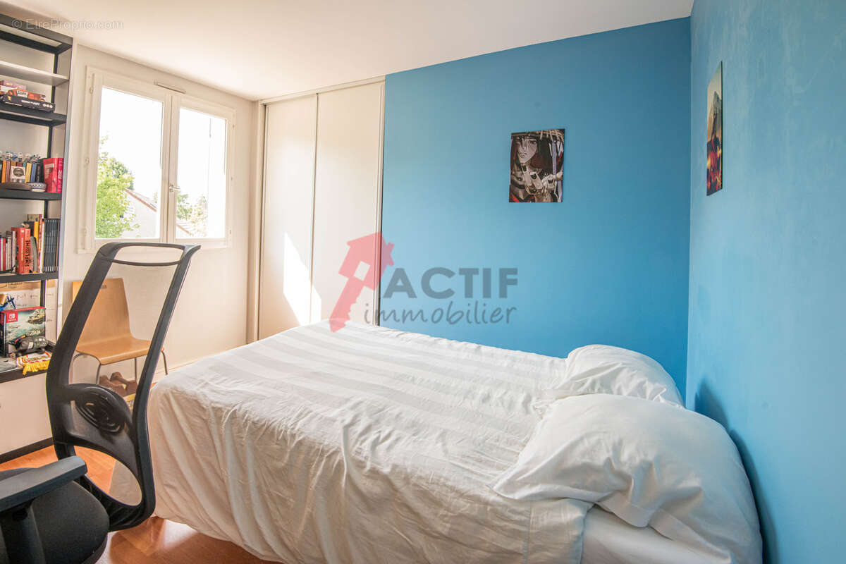 Maison à COURCOURONNES