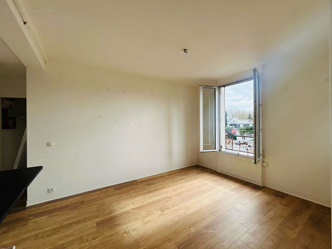Appartement à MONTROUGE