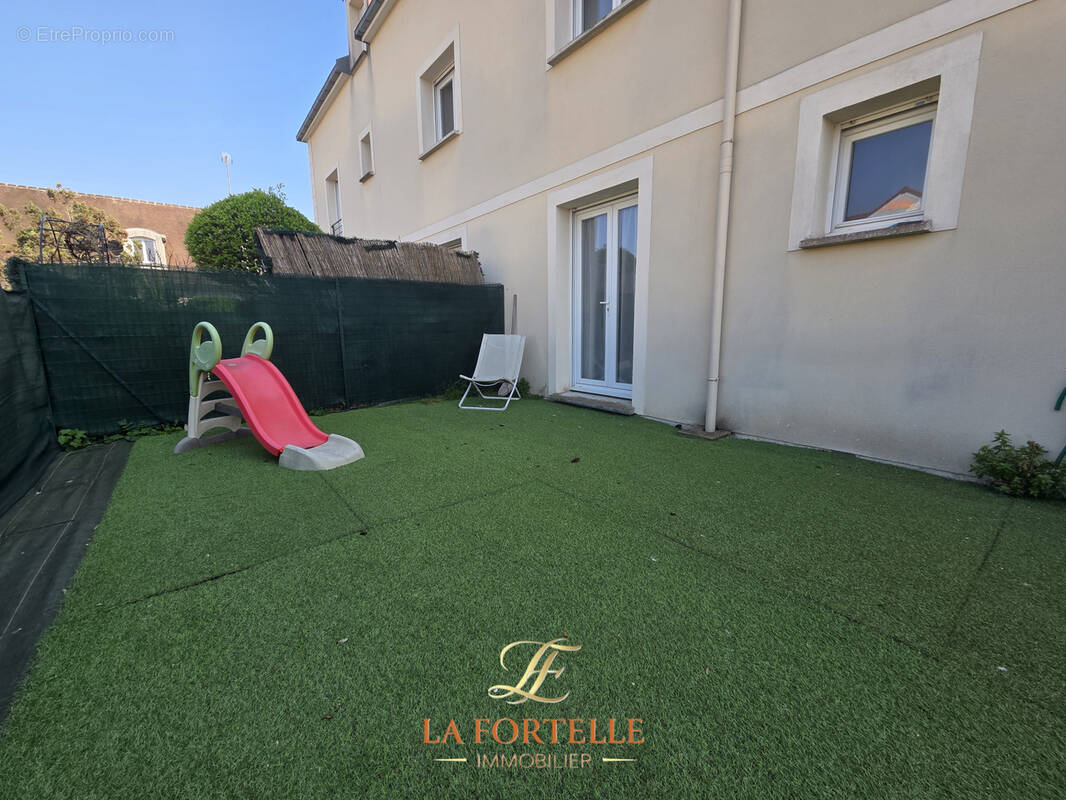 Appartement à BONNIERES-SUR-SEINE