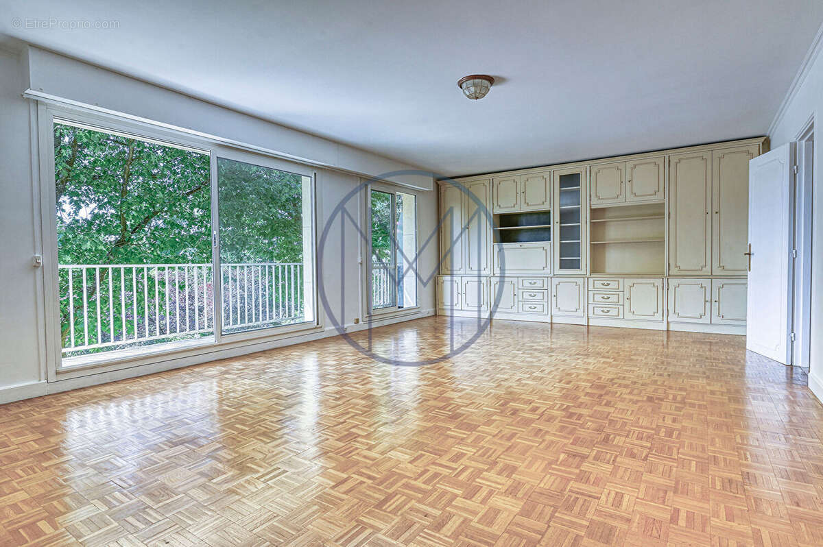 Appartement à VERSAILLES