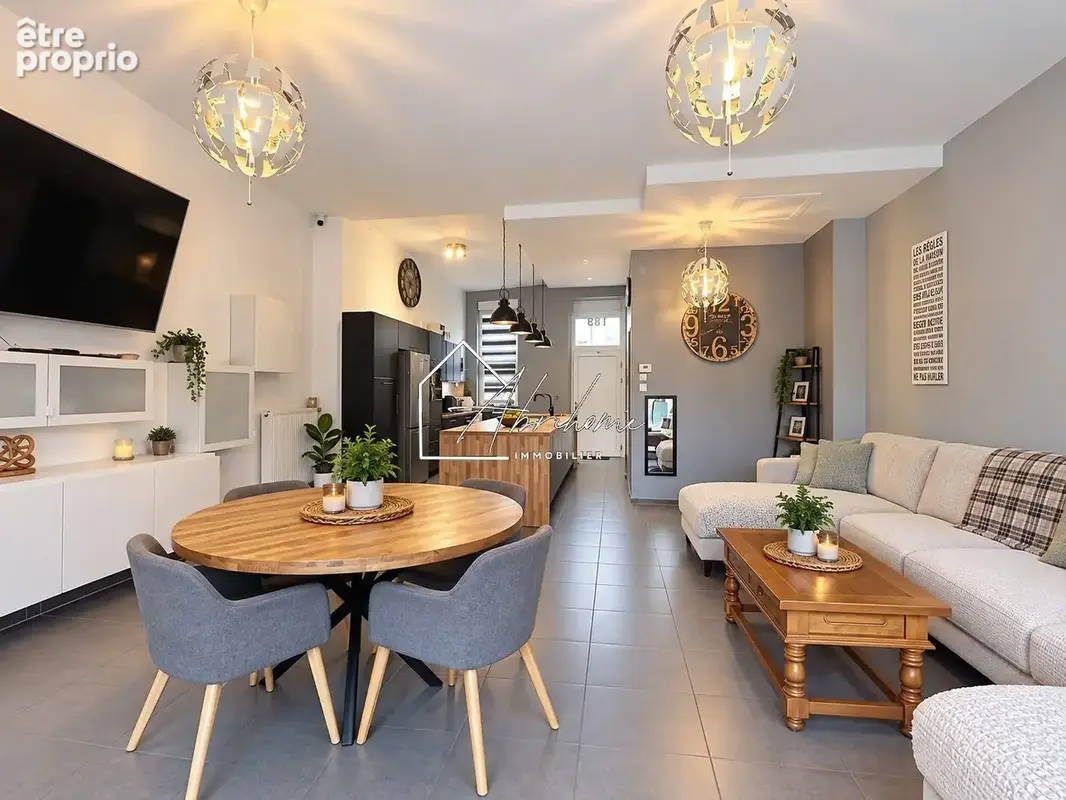 Maison 5 pièces 110 m² à vendre à Lille (59000) - photo 2