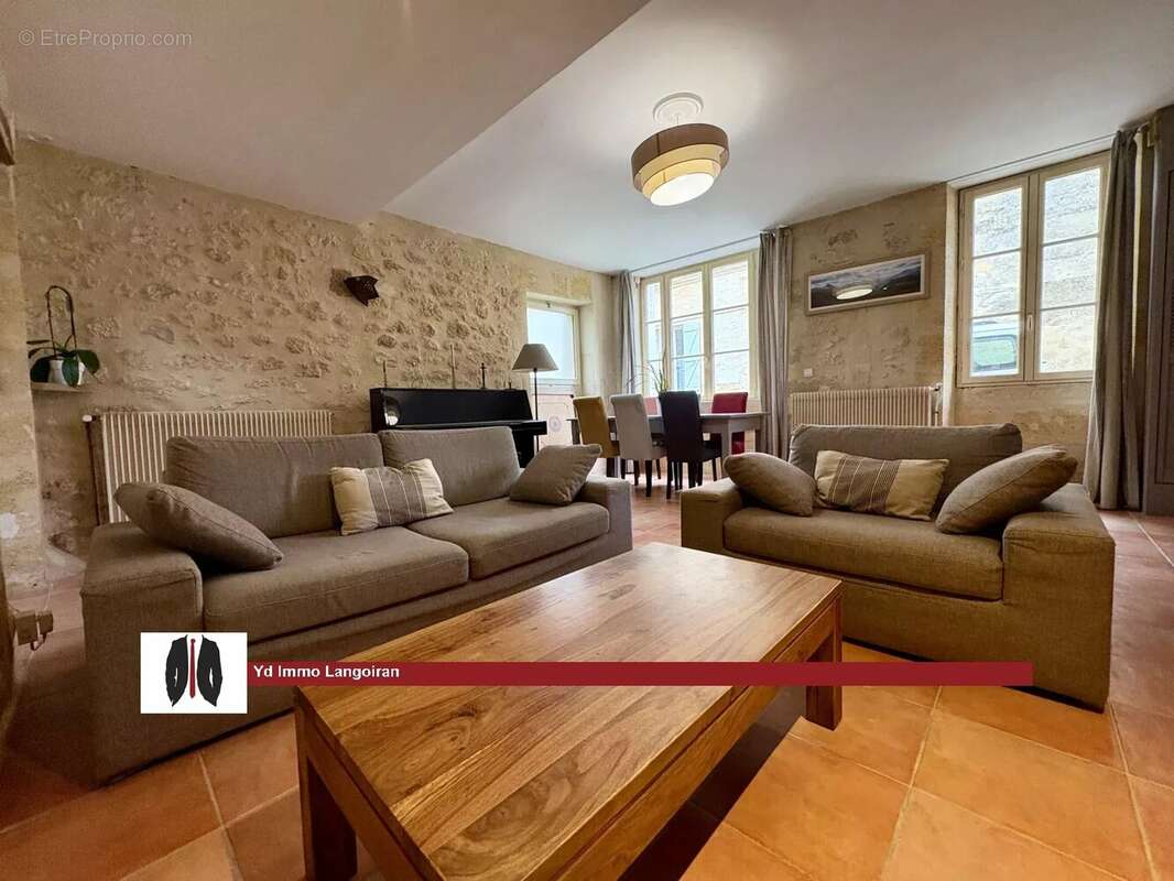 Maison à LANGOIRAN