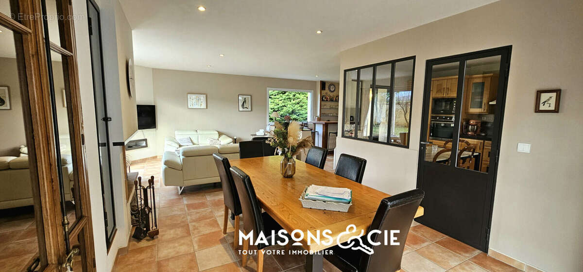 Maison à LAGNIEU