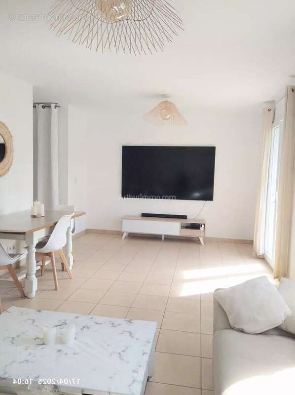 Maison à ENTRECASTEAUX