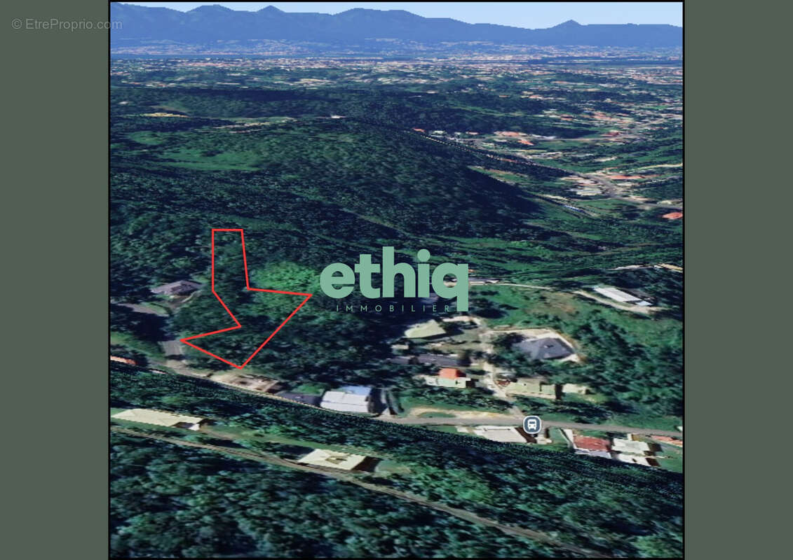 Vue panoramique  - Terrain à LES ABYMES