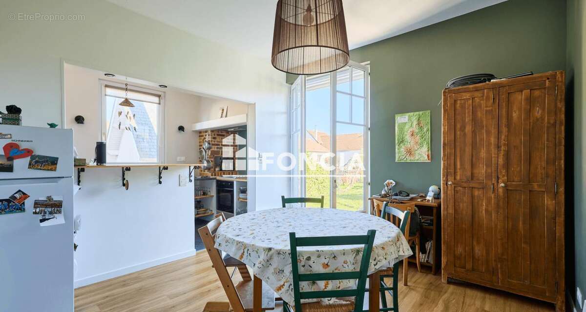 Maison à LUC-SUR-MER