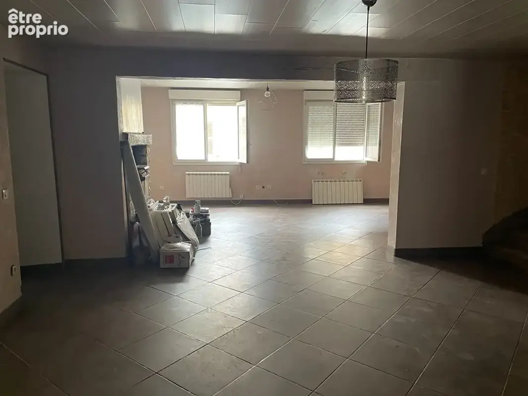 Maison spacieuse à vendre à Juniville - photo 2