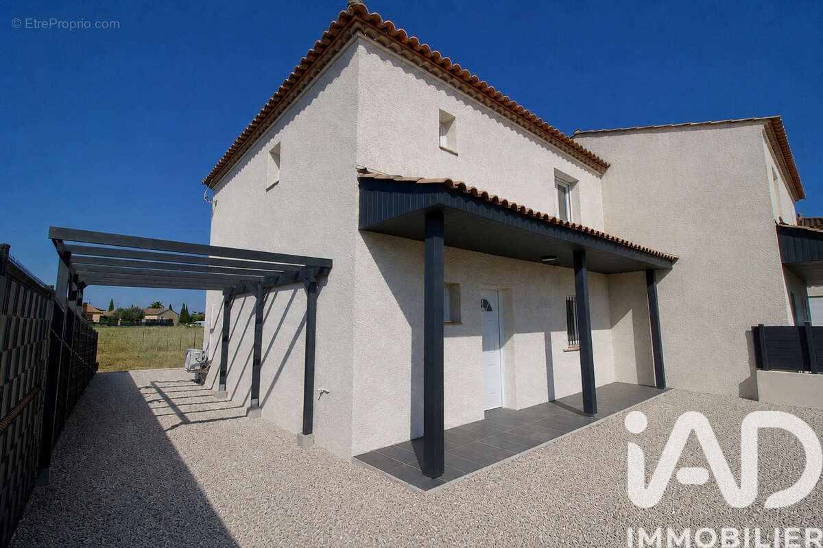 Photo 1 - Maison à PAULHAN
