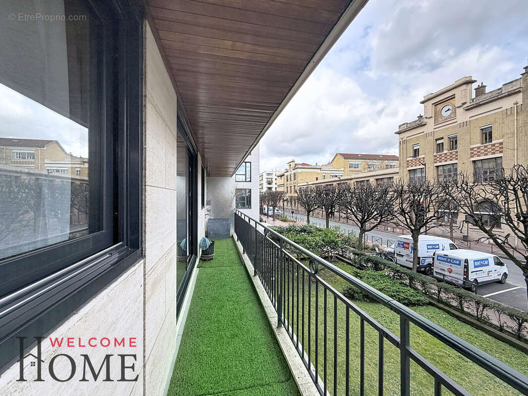 Appartement à LEVALLOIS-PERRET