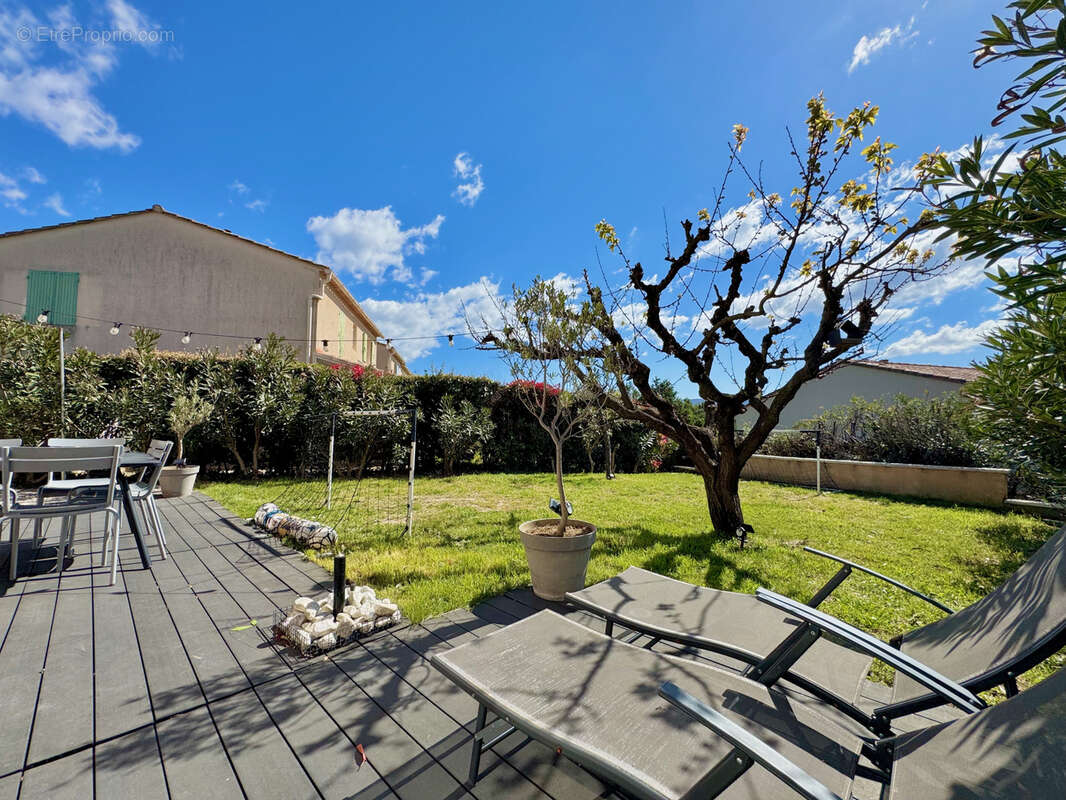 Maison à VAISON-LA-ROMAINE