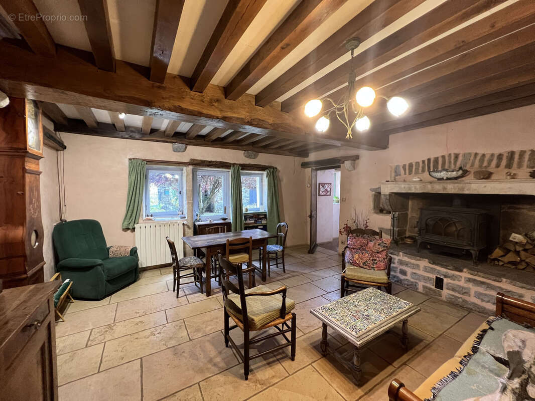 Maison à ECUTIGNY