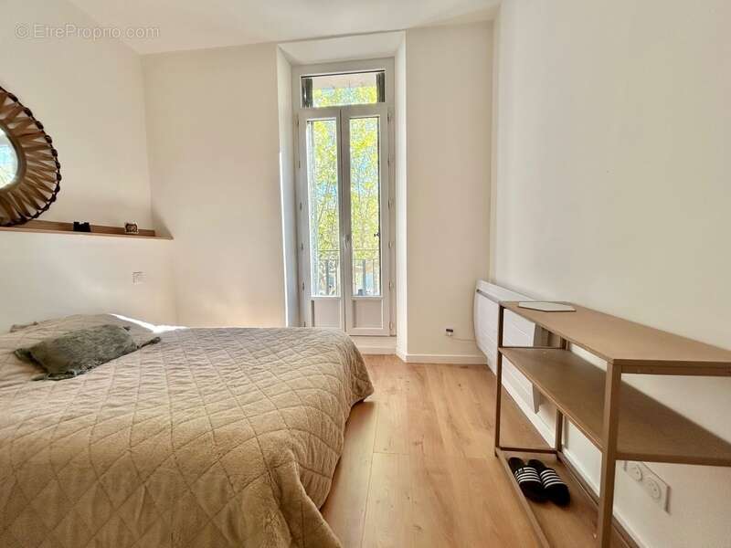 Appartement à LE MUY