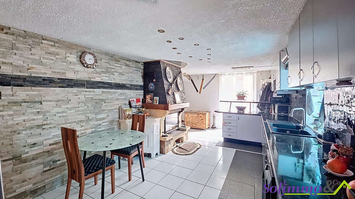 Maison à LES ABRETS