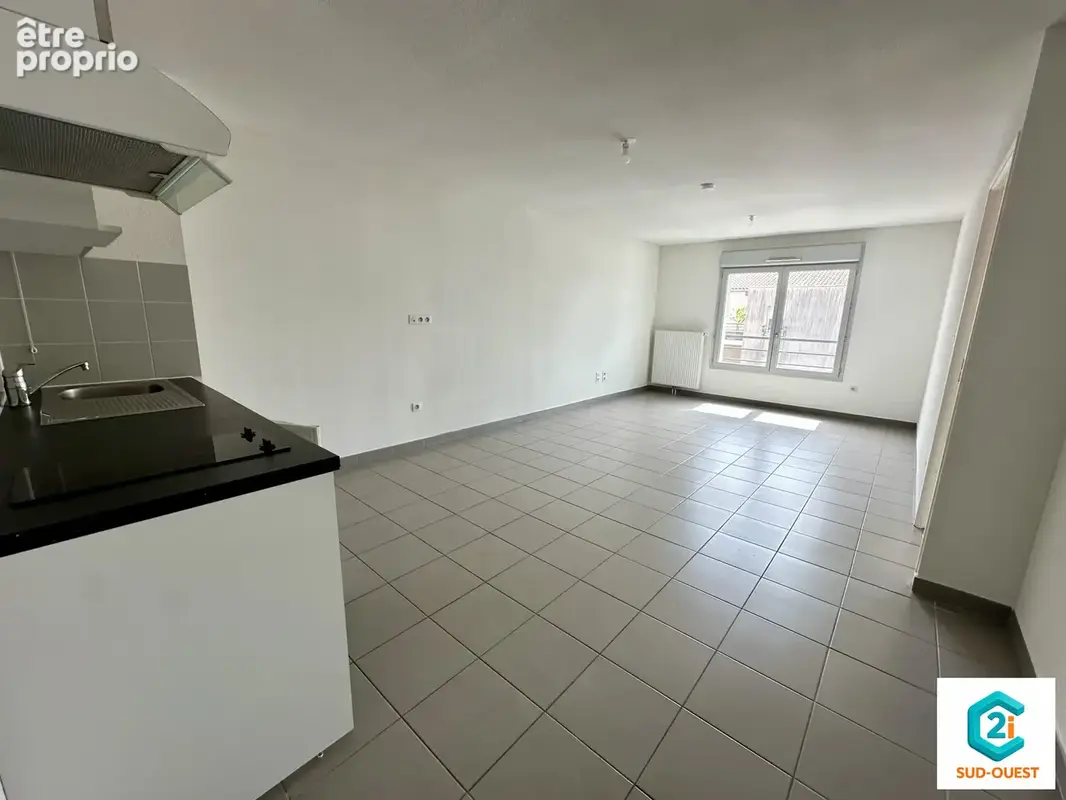 Appartement 2 pièces 45 m² à vendre à Cornebarrieu (31700) - photo 2