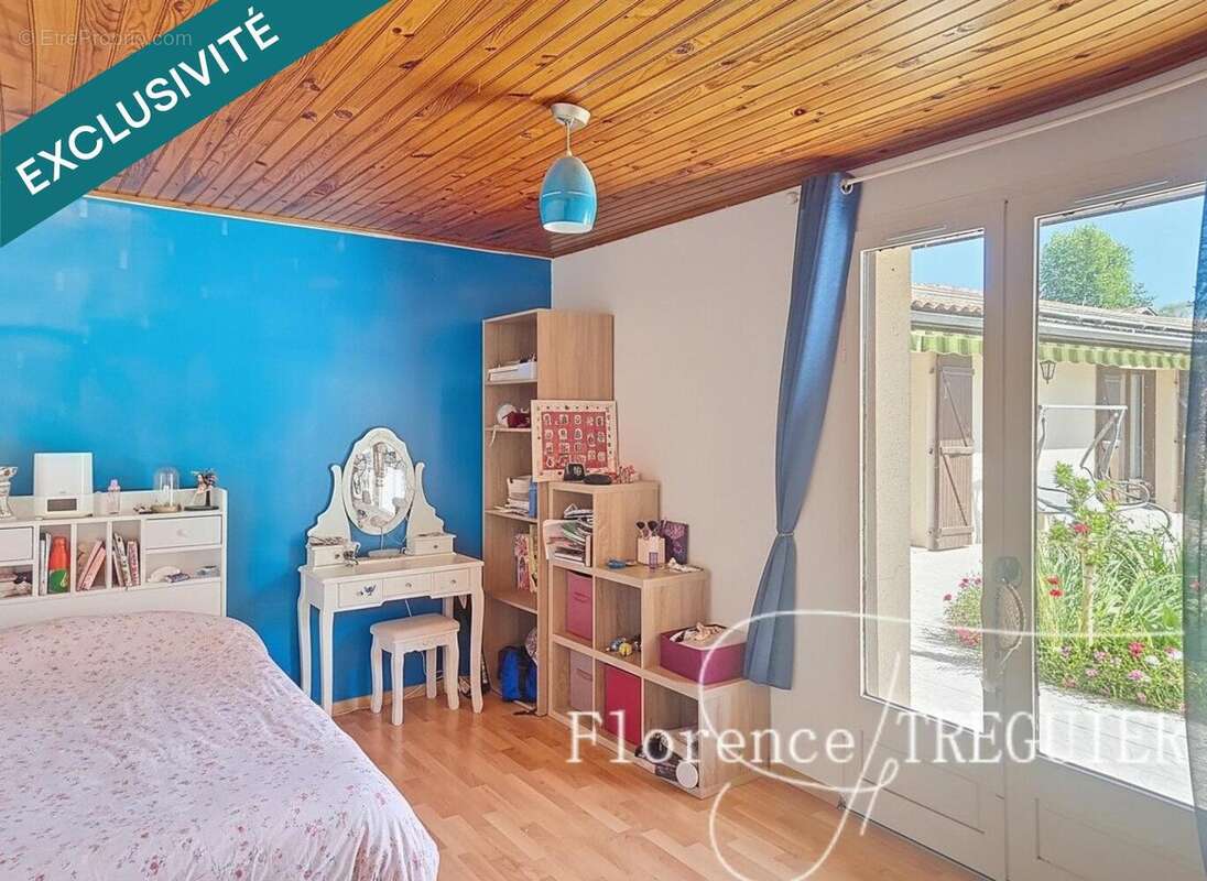 Photo 9 - Maison à SAINT-MORILLON