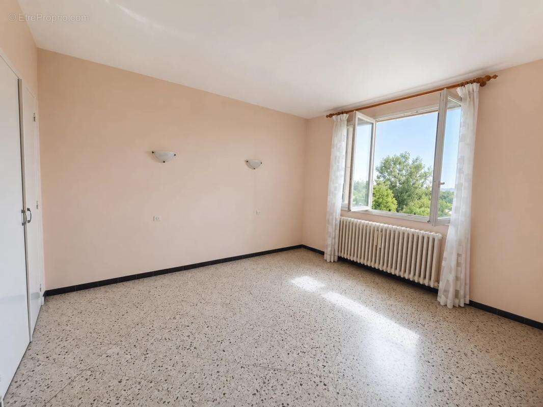 Maison de 1970,130m² sur un terrain de 1125m² - photo 5