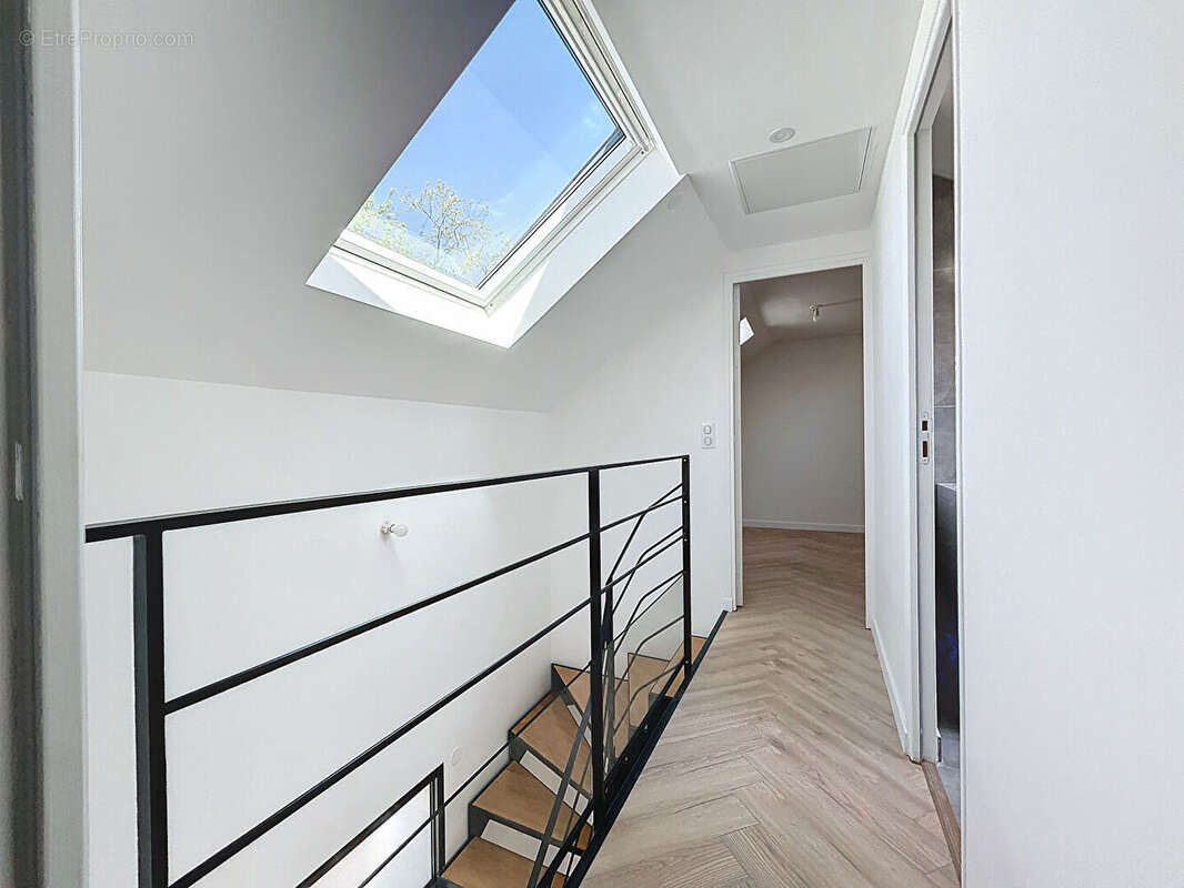 Maison à SAINT-MAUR-DES-FOSSES