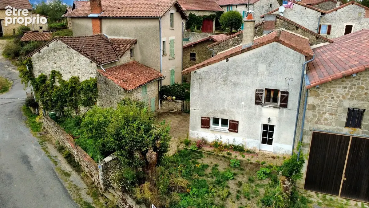 Maison de hameau avec joli espace extérieur - photo 12