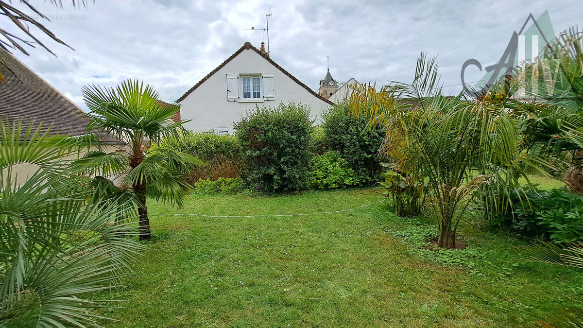 Exclusivité - Villeneuve la Guyard - Viager occupé - Maison de 146 m2 avec 3 chambres et beau jardin. - photo 18