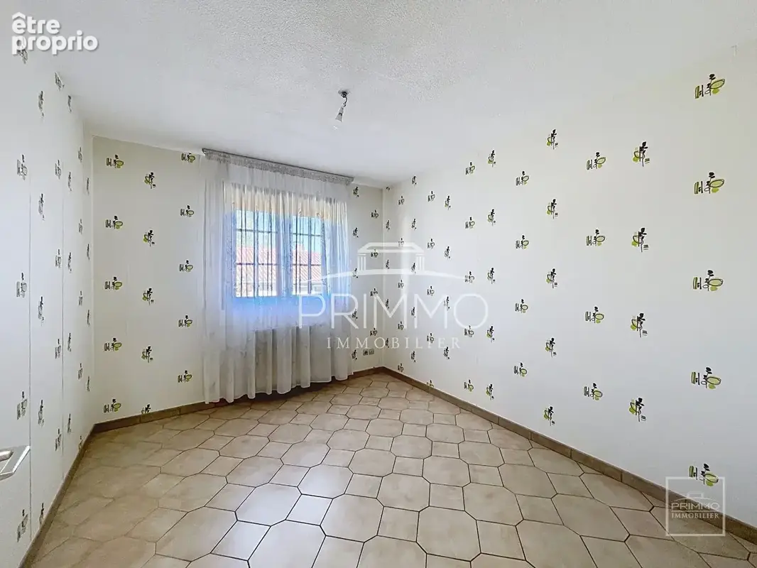Caluire-et-cuire ? crépieux ? maison familiale 146 m² ? terrain 830 m² ? sous-sol complet de 100 m² - photo 10