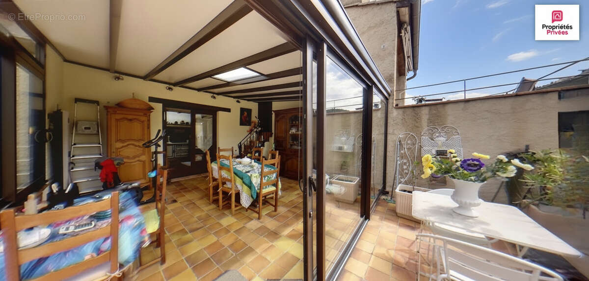 Maison à ESPARRON-DE-VERDON