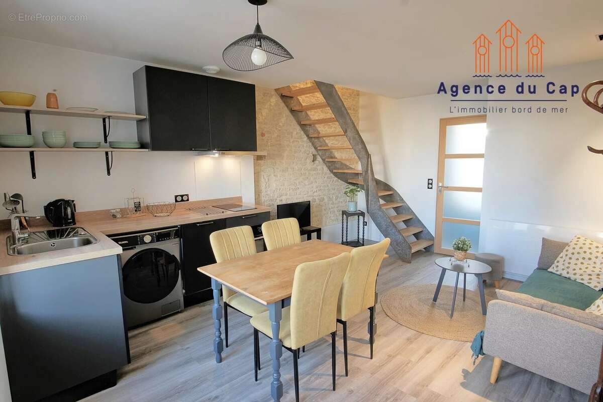 Appartement à LION-SUR-MER