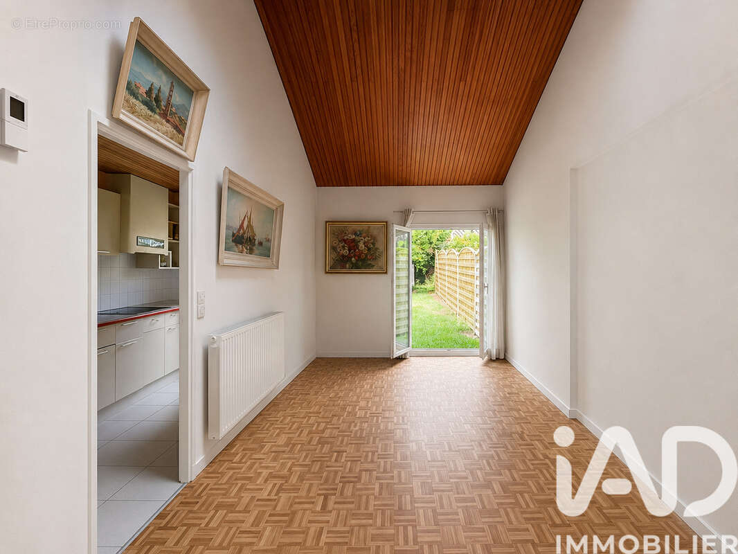 Maison 100 m² à Longjumeau  - photo 2