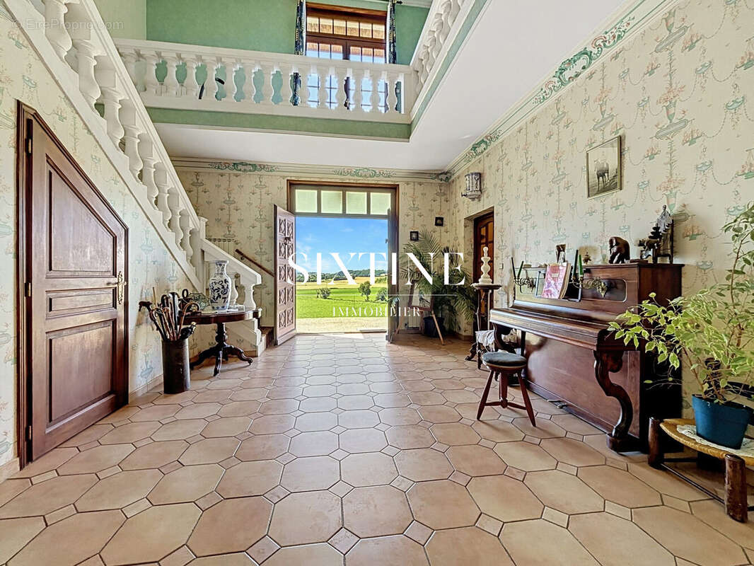 Maison à CHATONNAY