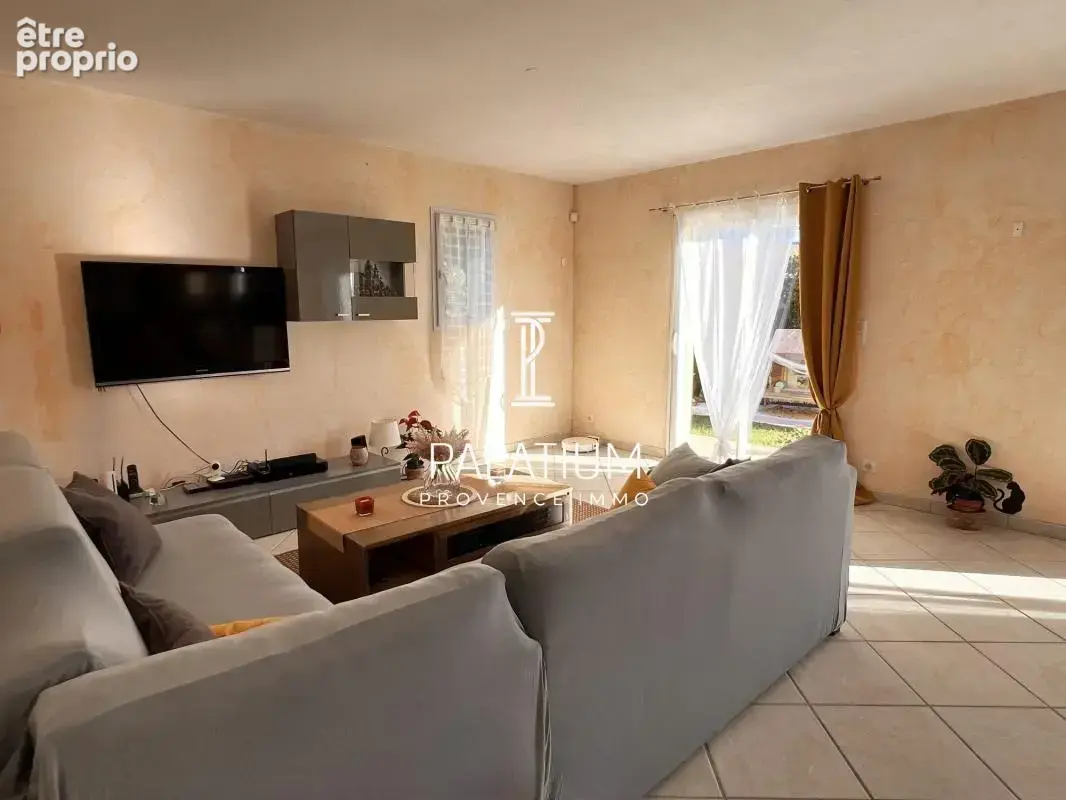 Maison d'habitation de 145 m2 et entrepôt de 82 m2 - photo 9