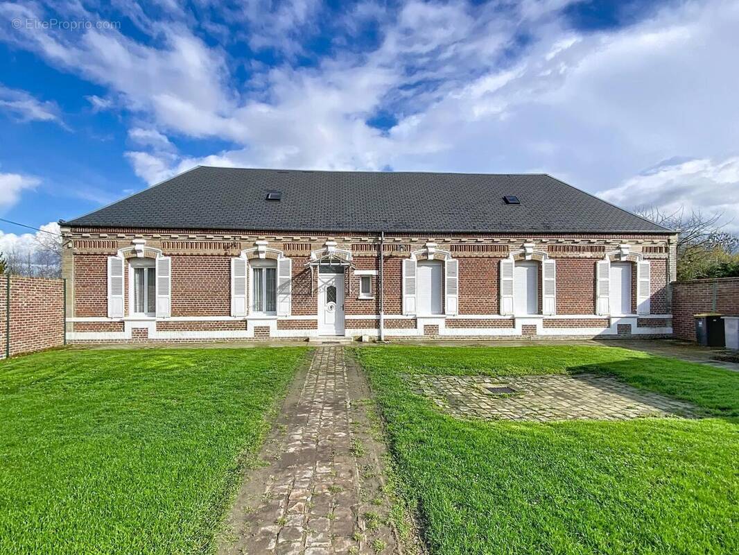 Photo 1 - Maison à NOYON