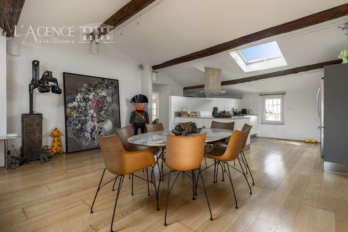 Appartement à AIX-EN-PROVENCE