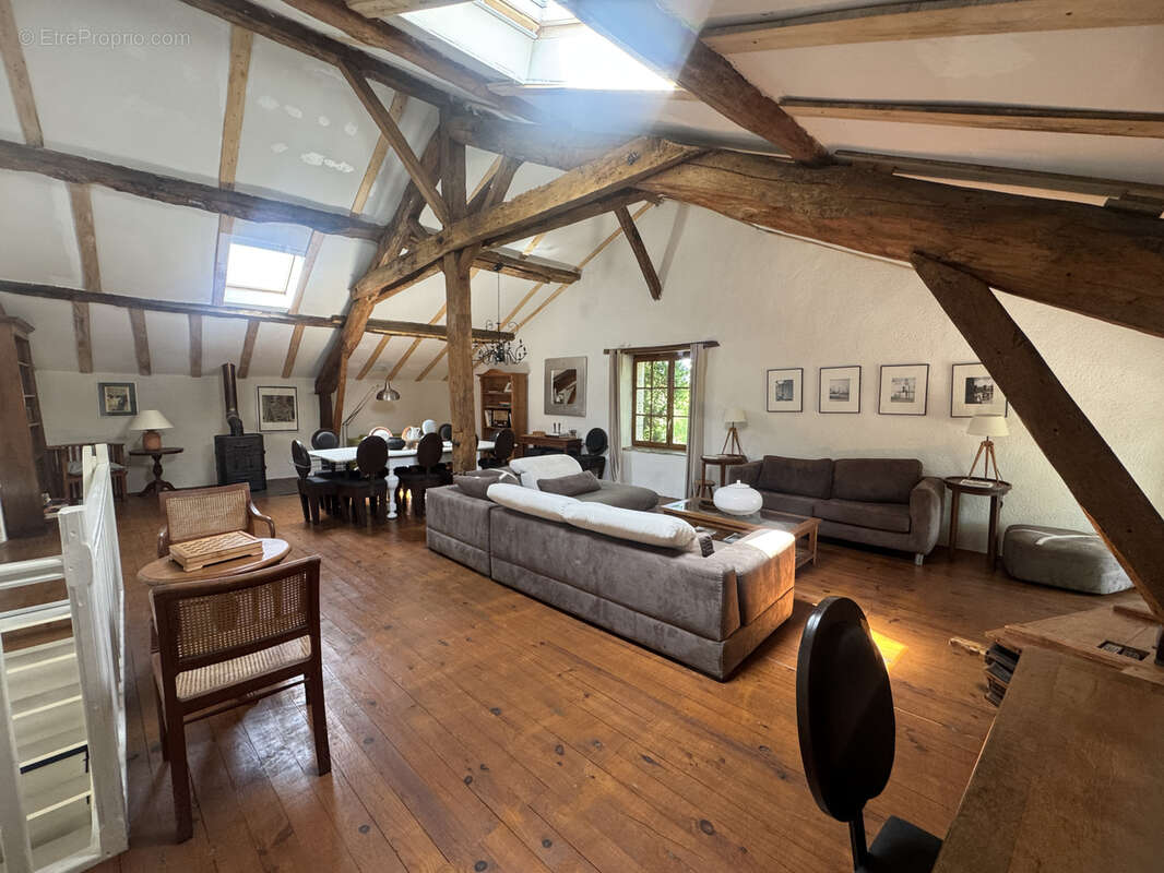 Maison à TOUFFAILLES