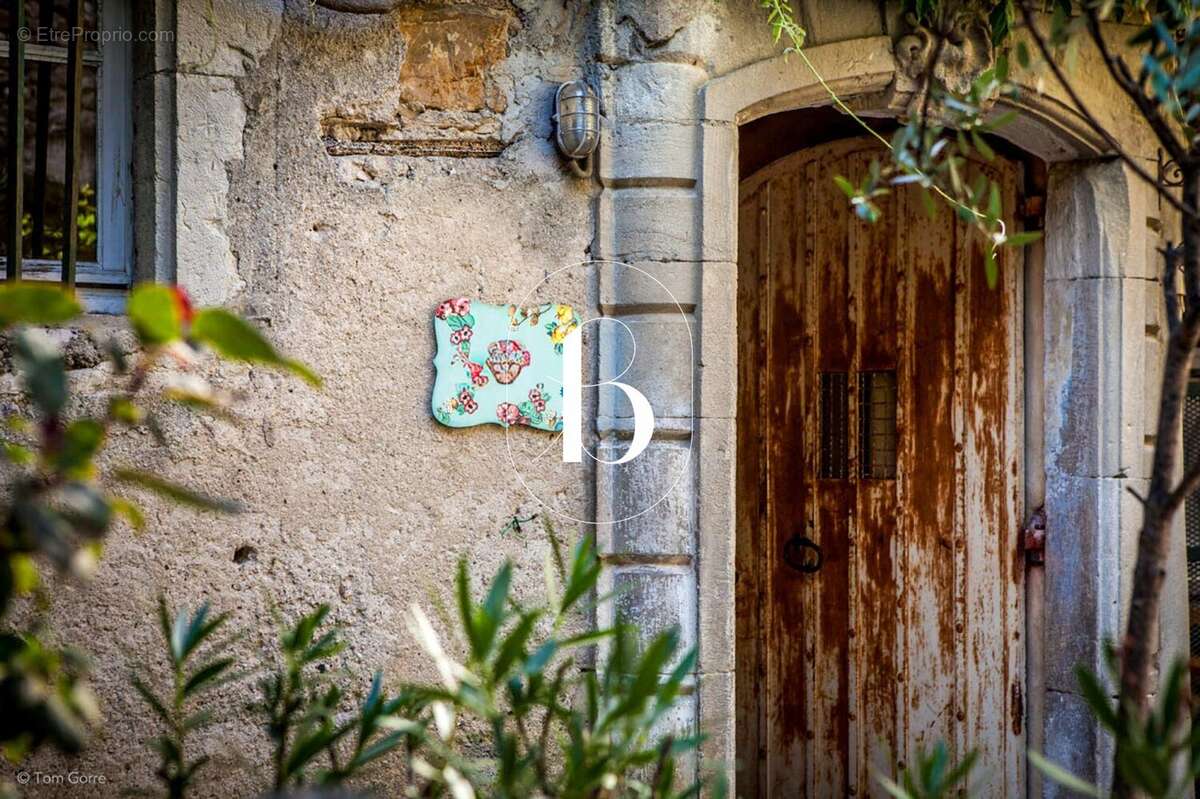Maison à VEZENOBRES