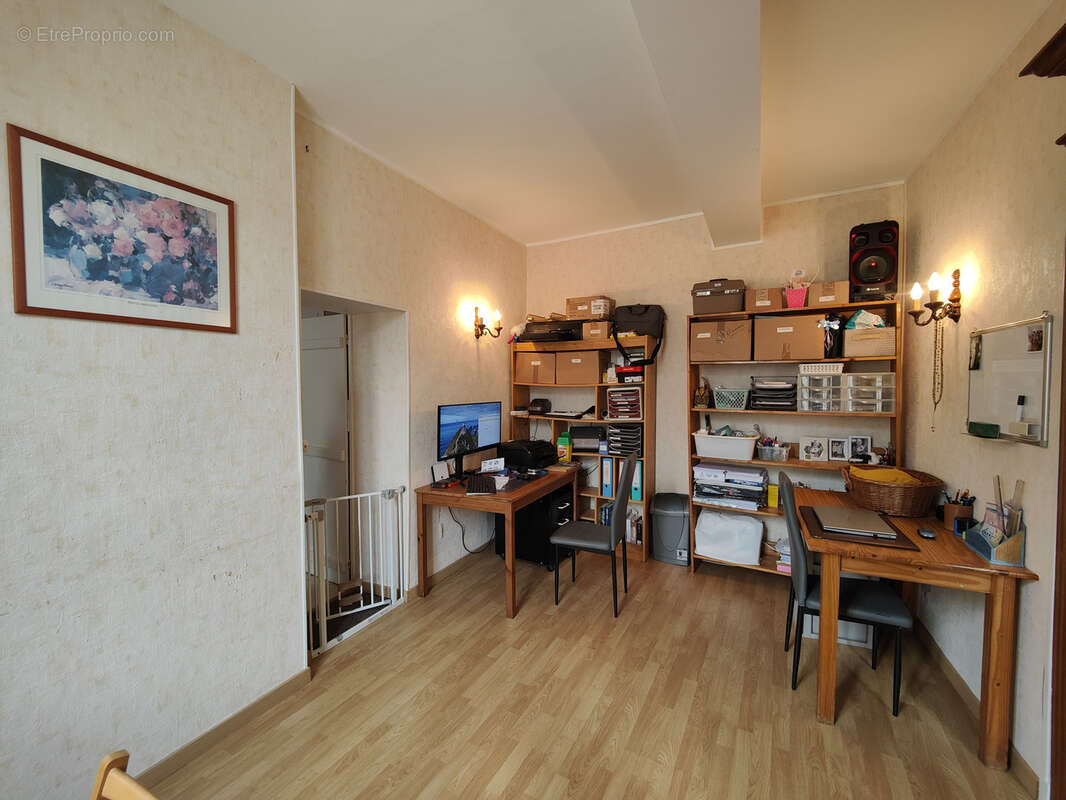Maison à BUSSY-EN-OTHE
